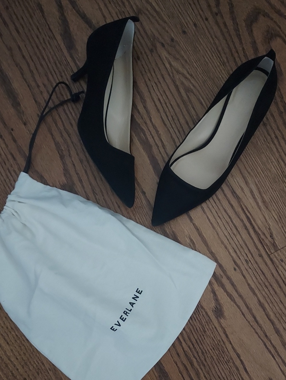 Everlane Kitten Heels Pointed Toe Black Suede 2" - Picture 3 of 10